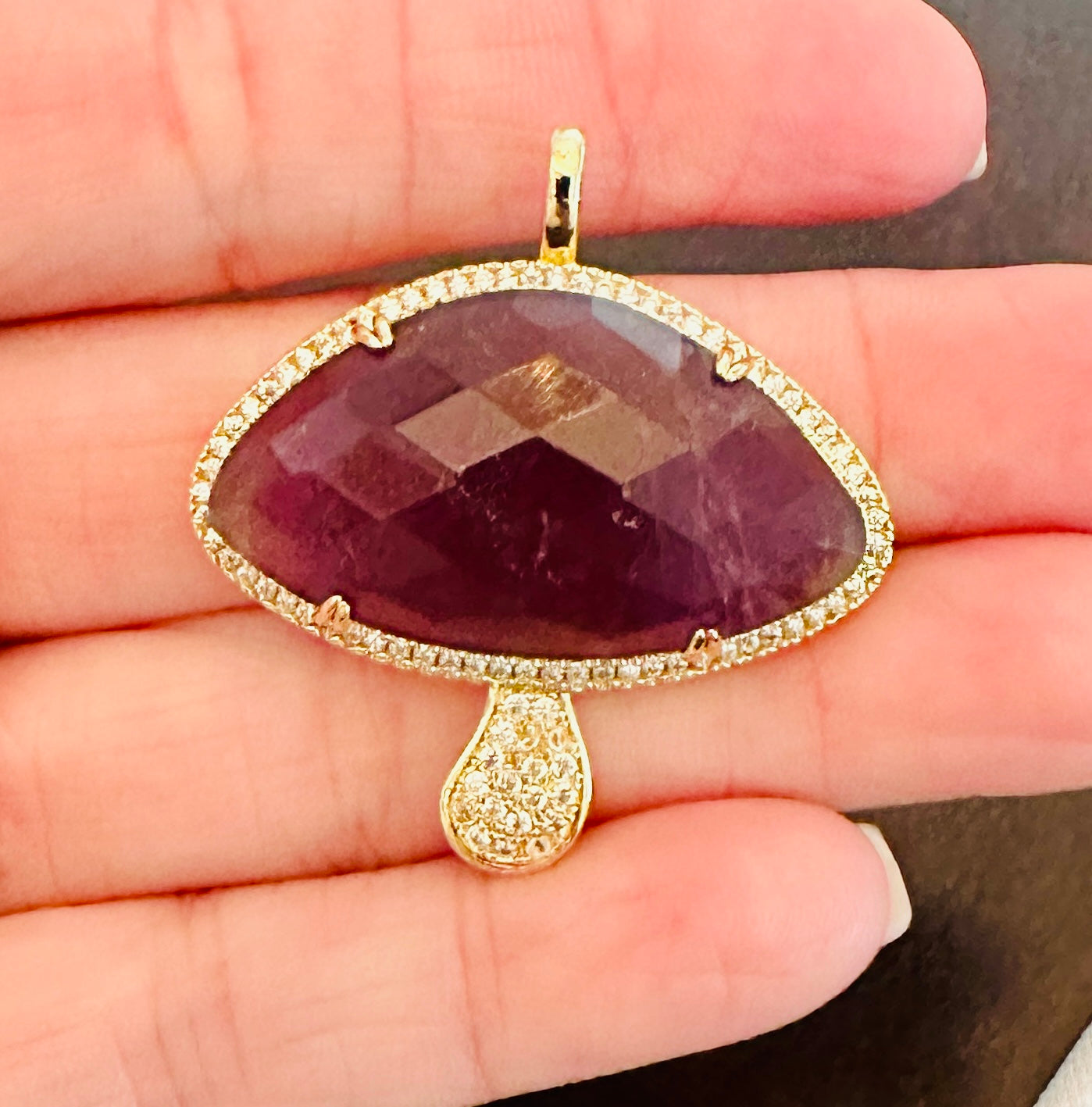 Hongo Pendant