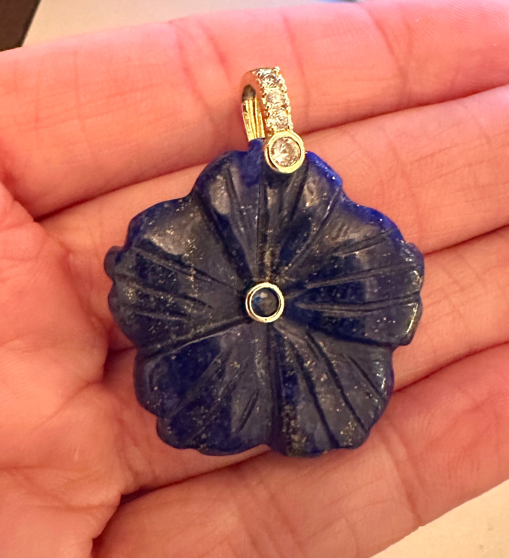 Bloom Pendant
